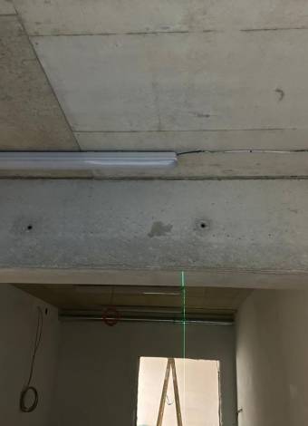 Elektrische Installationsarbeiten - Adash